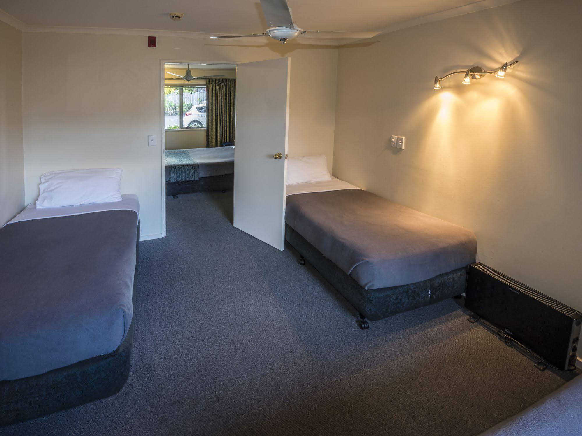 Gateway Motor Inn Mount Maunganui Exterior foto